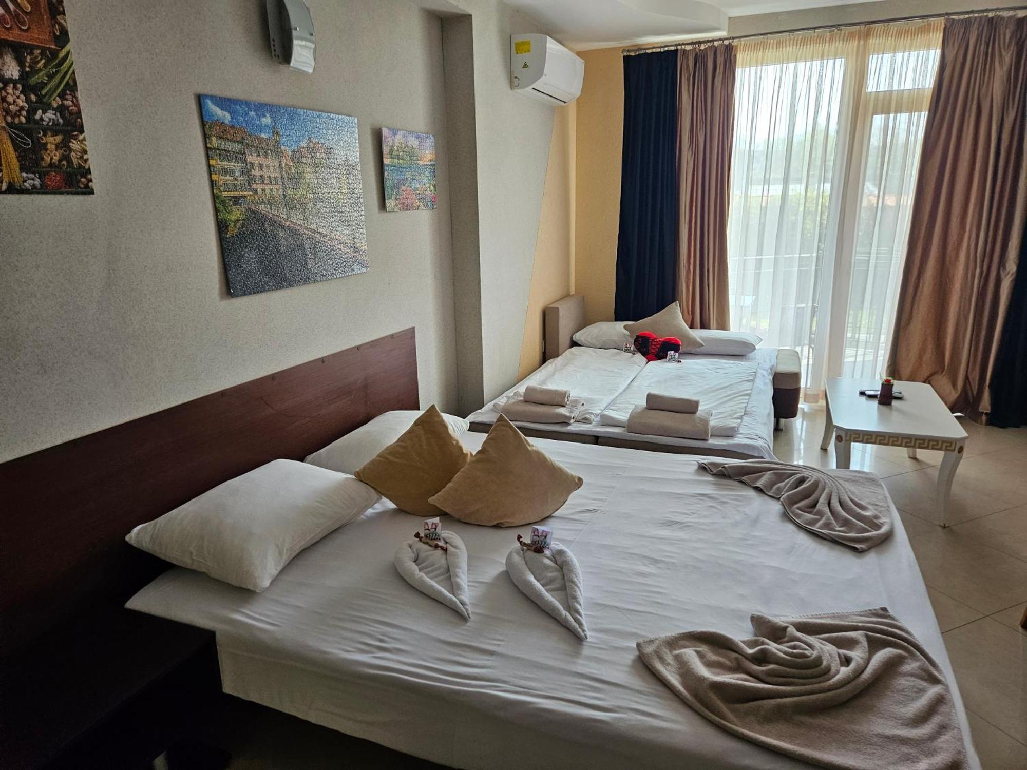 Paralax Hotel Varna Extérieur photo