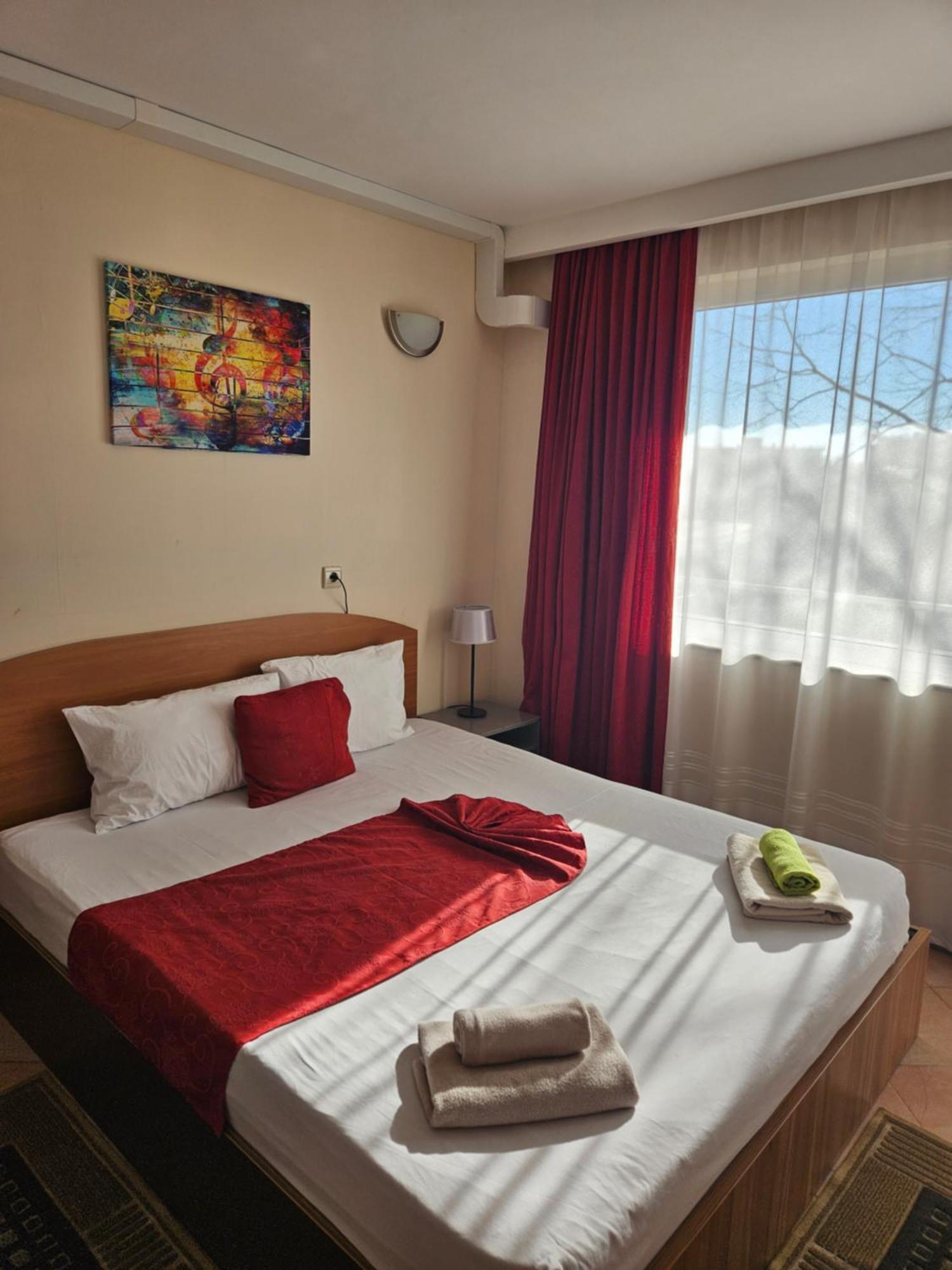 Paralax Hotel Varna Extérieur photo